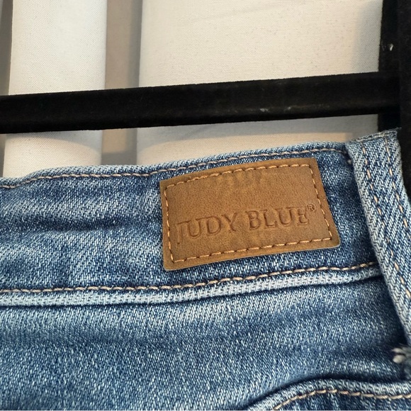 Judy Blue Straight Leg Jeans Rainbow Pocket High Rise Distressed 13/31 - Picture 6 of 9